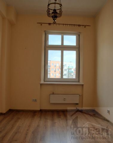 Doskonała lokalizacja ! - Фото 4