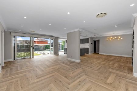 Spacious & Modern Family Home with Pool in North Rocks - Photo 5