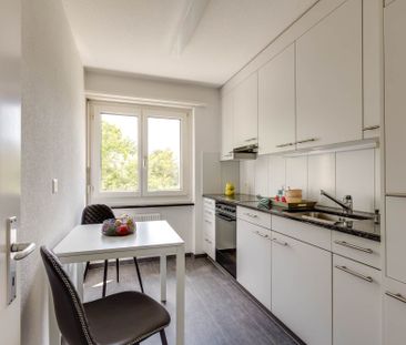 Praktisch und zentral - Ideal für Singles! - Photo 4