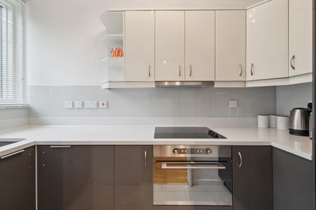 Studio to rent - Photo 2