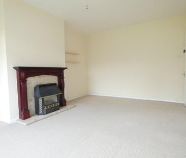 Raymond Avenue, Canterbury, Kent - Photo 2