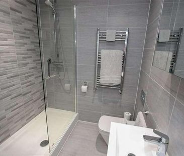 London Road, Leigh-on-sea, Essex, SS9 - Photo 6