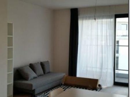 ETTERBEEK : APPARTEMENT MEUBLE 2 CHAMBRES - TERRASSE - PARKING - Etterbeek - Foto 4