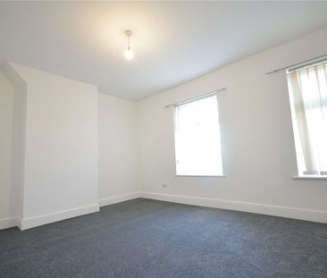 Kensington Grove, Denton, Manchester, M34 3GW - Photo 6