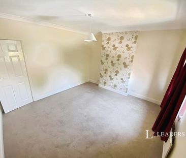 2 bedroom end of terrace to rent Empingham Road, Stamford PE9 - Photo 3