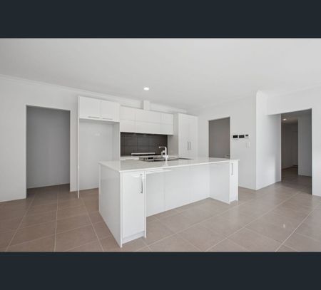30 Kurrimine Street, Baldivis, WA 6171 - Photo 2