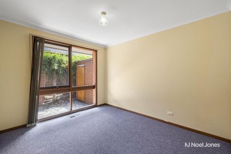 3/8 Allen Street, RINGWOOD - Photo 4