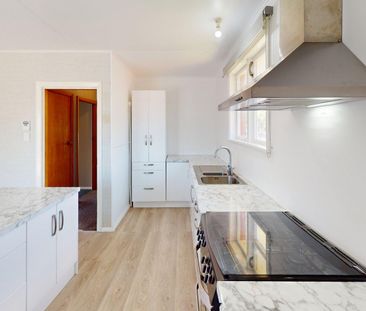 Highbury - 3 bedrooms - Photo 2