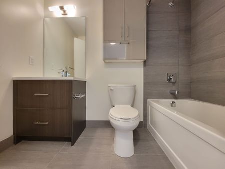 For Lease - 188 Fairview Mall Drive Unit# 1909, Toronto, Ontario - Photo 3