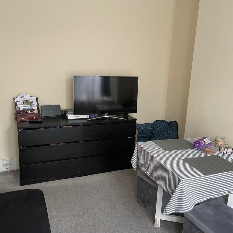 1 bedroom ground floor flat to rent - Photo 1