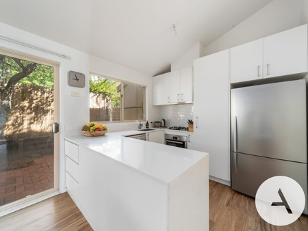 13/44 Medworth Crescent, Lyneham ACT 2602 - Townhouse For Rent | Domain - Photo 2