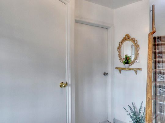 For Lease - 1460 Davenport Road Unit# Apt #2, Toronto, Ontario - Photo 1