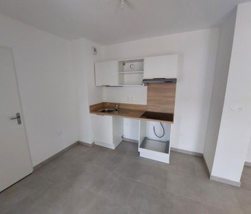 location Appartement T2 DE 35.95m² À CASTELNAU LE LEZ - Photo 3