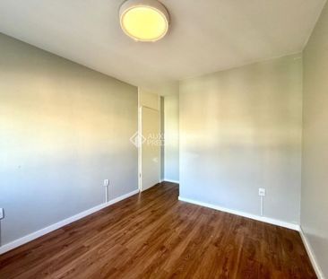 Apartamento com 2 quartos e 70m² para alugar em Petrópolis, Porto A... - Photo 1