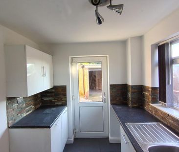 3 bedroom detached house to rent - Photo 3