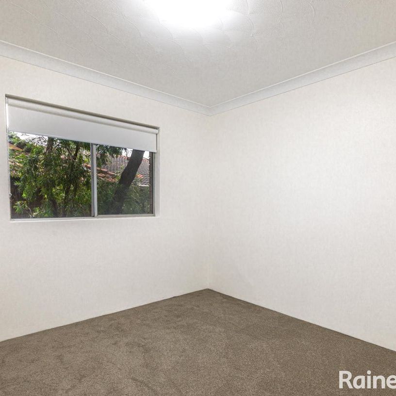 2 Bedroom Unit in a Quiet Street! - Photo 1