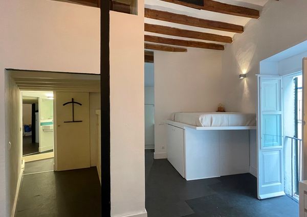 Bonito estudio-apartamento amueblado en zona Santa Clara, casco antiguo de Palma.