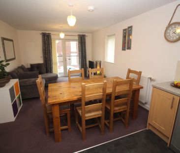 Liverpool Street, SALFORD - Photo 2