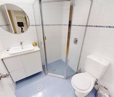 Chippendale - Photo 3