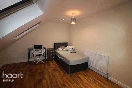 1 bedroom in a house share to rent - Photo 3