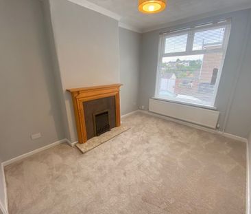 A 2 Bedroom Terraced - Photo 5