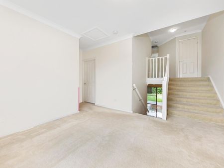 19/62 Old Northern Road, Baulkham Hills NSW 2153 - Townhouse For Rent | Domain - Photo 3