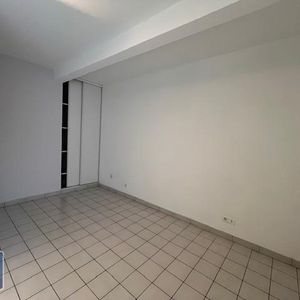 Location Appartement 1 pièce 42m² CAMBRAI 59400 - Photo 2