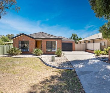 Entertain, Relax & Enjoy - The Perfect Home - Photo 6