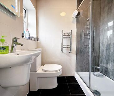 1 bedroom flat to rent - Photo 6