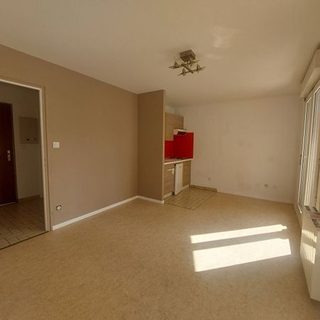 Location Appartement 1 pièce 24m² - Photo 3