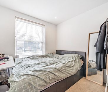 Black Prince Road, London, SE11 - Photo 1