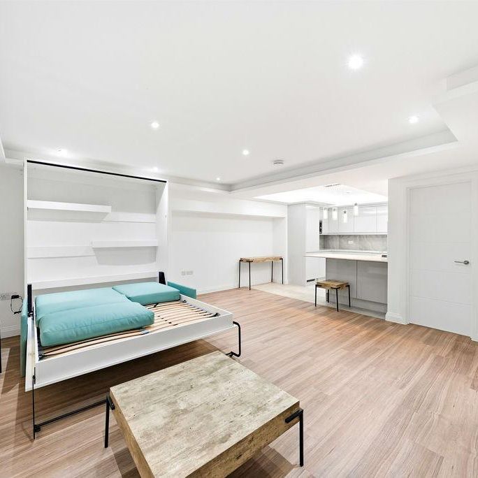 Studio to rent - Photo 1