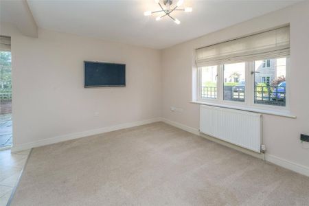 2 bedroom semi-detached house to rent - Photo 3