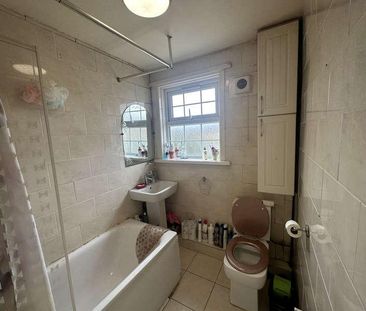 Harrow, Middlesex, HA2 - Photo 6