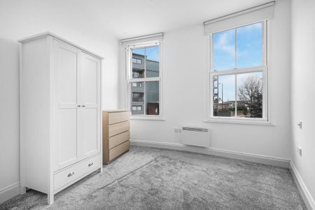 2 bedroom apartment to rent - Photo 4