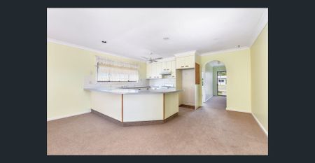 Family Home in Great Location - Photo 2