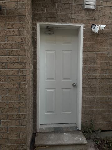 For Lease - 198 willowbrook Drive Unit# Basement, Whitby, Ontario - Photo 2