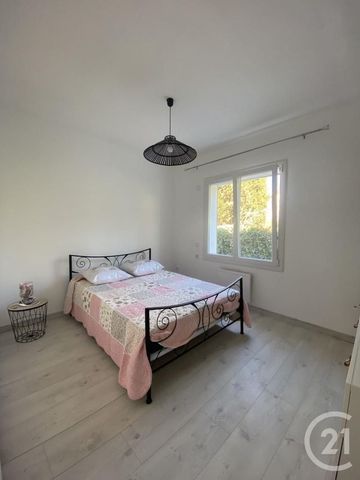 Appartement T2 à louer 2 pièces - 48,20 m2 CHATEAUNEUF LES MARTIGUES - 13 - Photo 3