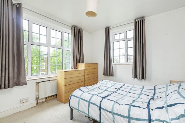 Leigham Avenue, Streatham Hill, London, SW16 - Photo 1
