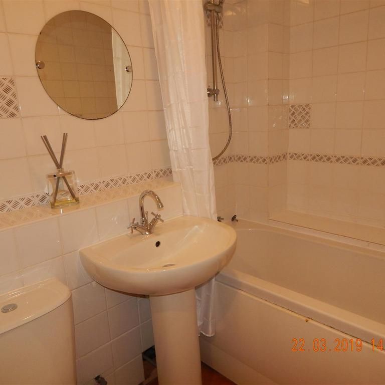 1 bedroom semi-detached house to rent - Photo 1