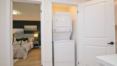 For Lease - 2 Betteridge Lane, Toronto, Ontario - Photo 5