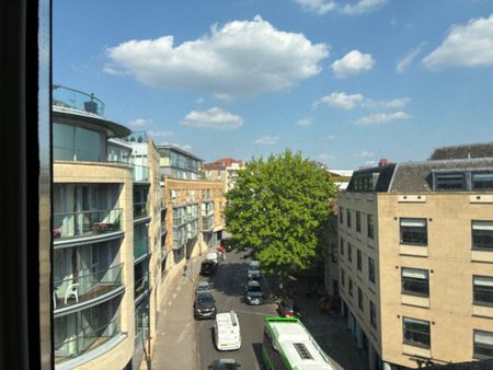 2 Bed Flat, Clifton Bristol, BS8 - Photo 4