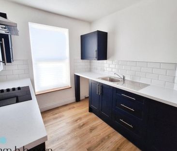 London Road, GRAYS - Photo 1