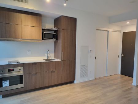 For Lease - 197 Yonge Street Unit# 3208, Toronto, Ontario - Photo 3