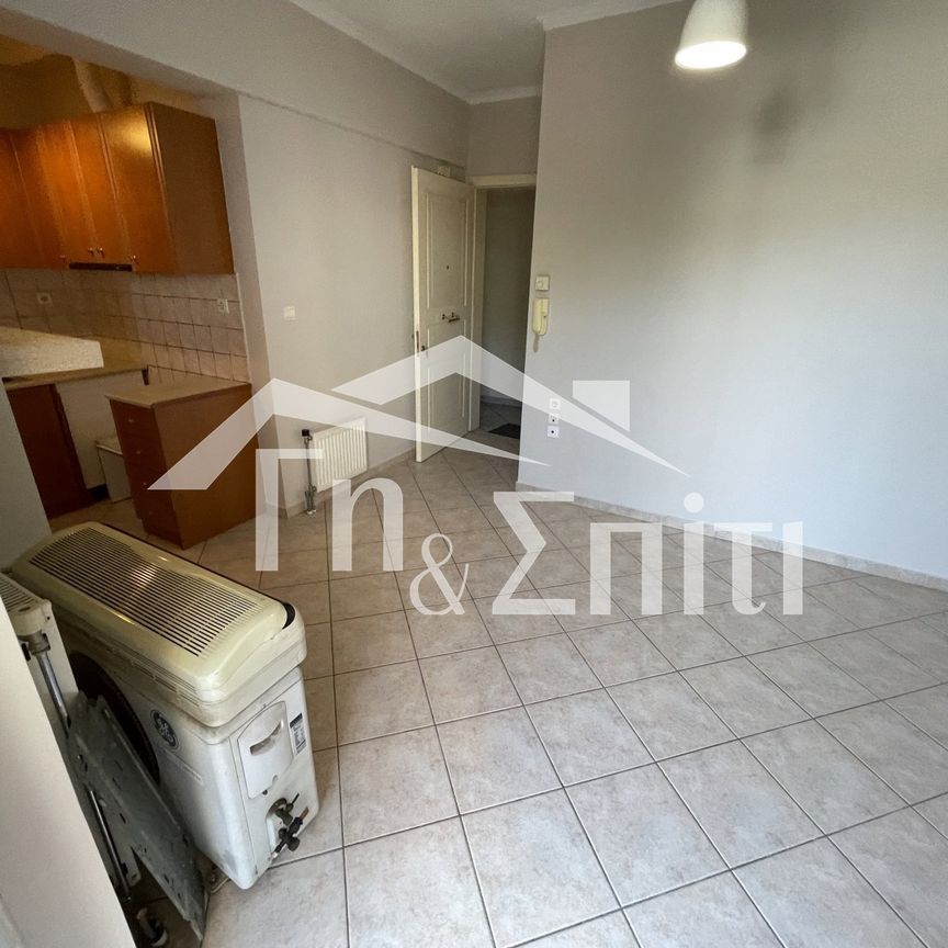 Γκαρσονιέρα προς ενοικίαση 280 € - Φωτογραφία 1