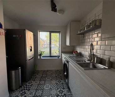 3 bedroom terraced house to rent - Photo 6