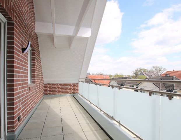 Neuwertige Penthousewohnung mit Loggia in Bad Zwischenahn - zentrumsnahe Lage - Photo 1