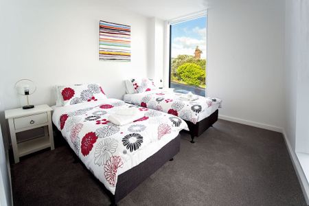Chic 2BR Apt with Stunning Views - Photo 2
