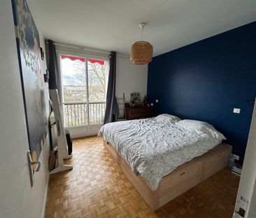 Location Appartement 5 pièces 107m² CHATOU 78400 - Photo 3