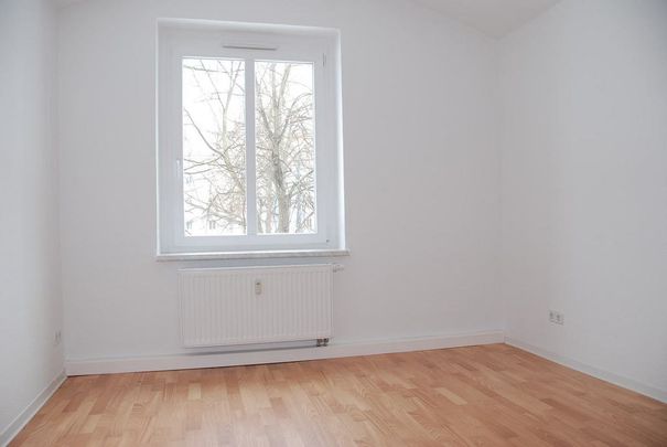 3-Raum-Wohnung mit Balkon nahe Zentrum - Foto 1